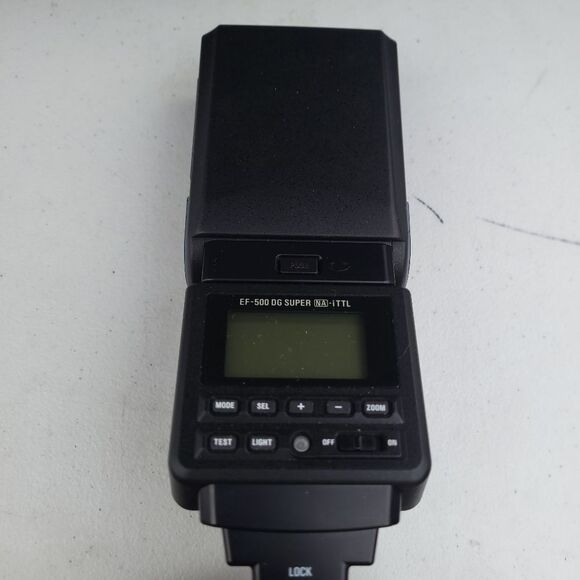 Sigma EF-350 DG Super Speedlight - Picture 1 of 5